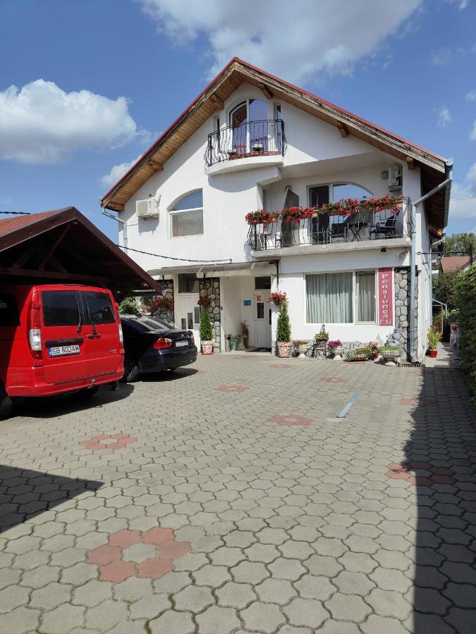 Pensiunea Eli Hermannstadt Exterior foto